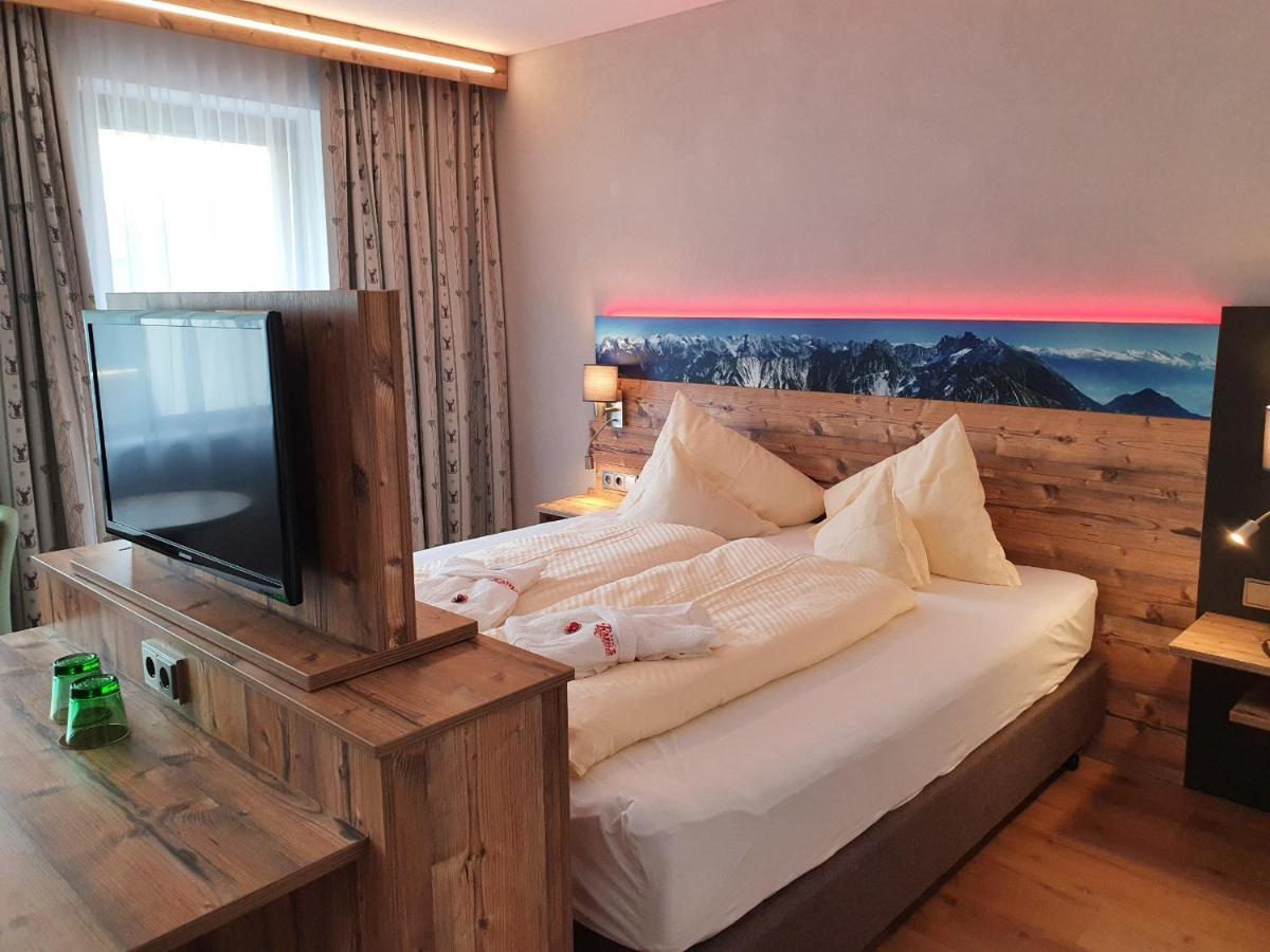Raffl'S Hotel Лойташ Экстерьер фото