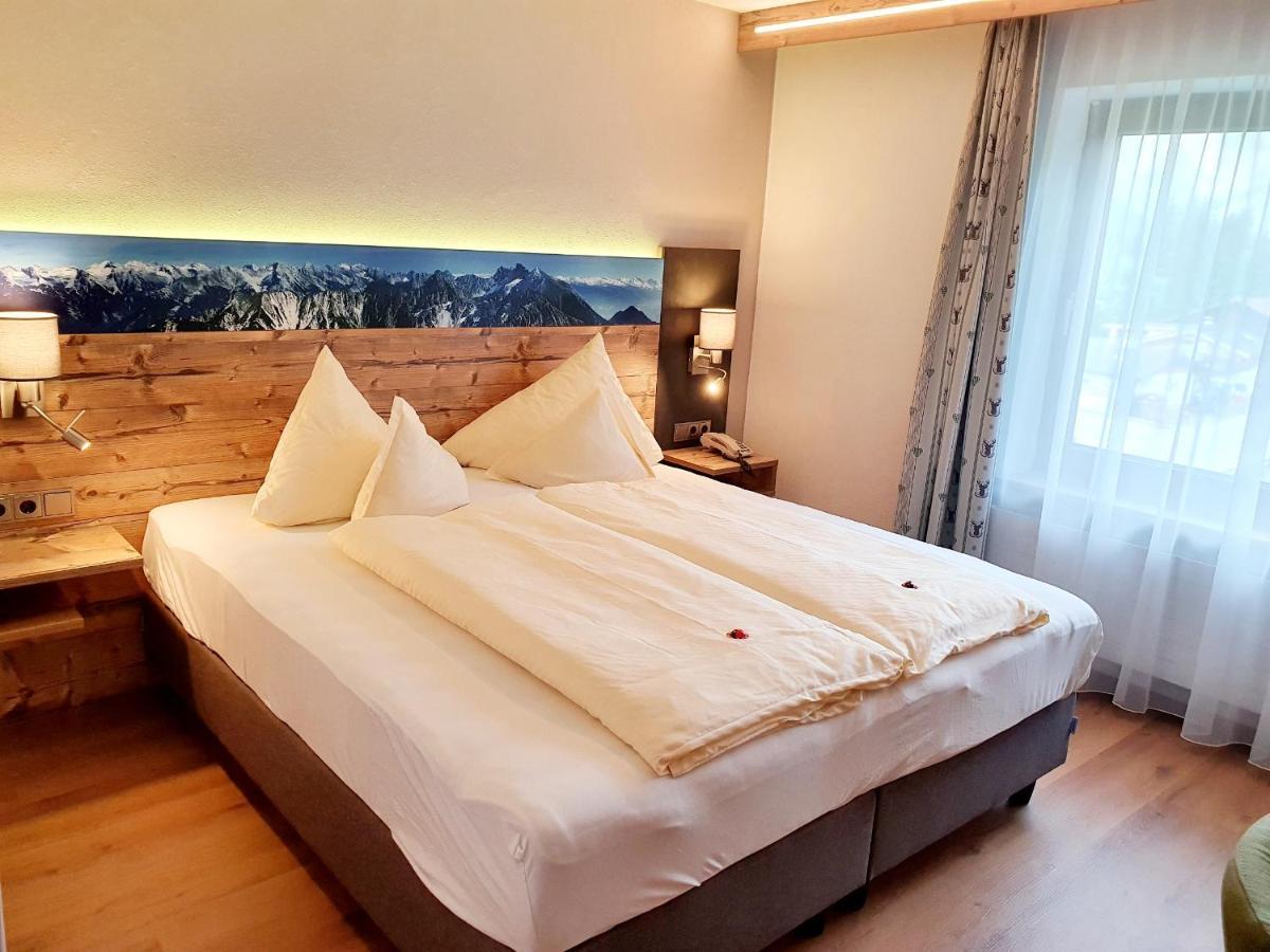 Raffl'S Hotel Лойташ Экстерьер фото