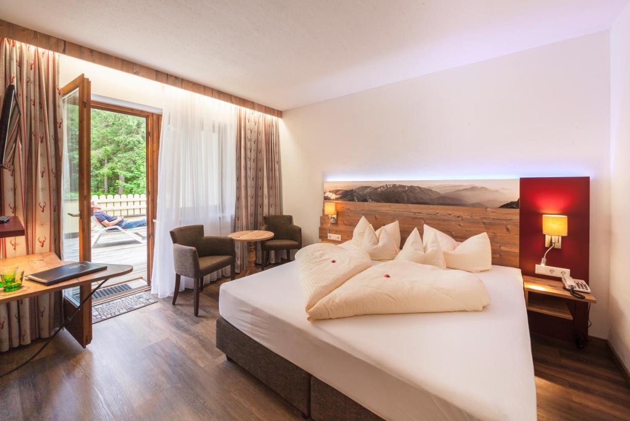 Raffl'S Hotel Лойташ Экстерьер фото