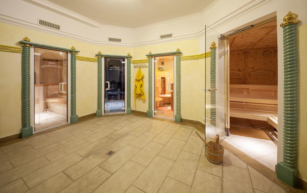 Raffl'S Hotel Лойташ Экстерьер фото