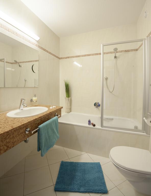 Raffl'S Hotel Лойташ Номер фото