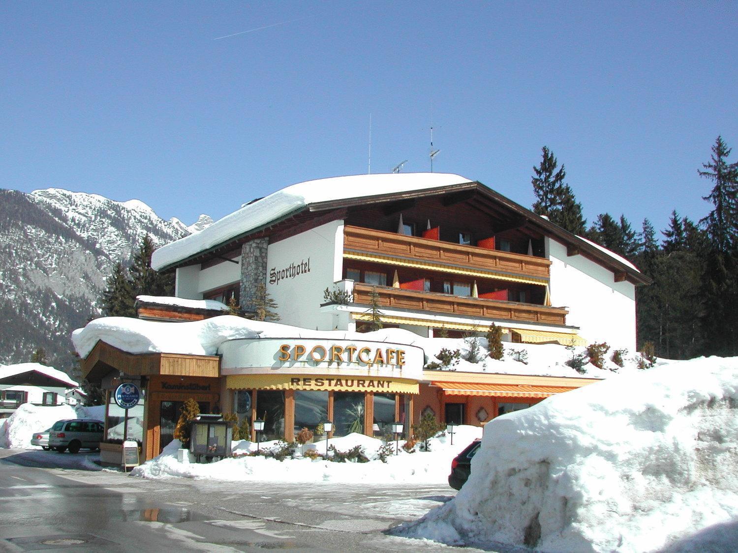 Raffl'S Hotel Лойташ Экстерьер фото