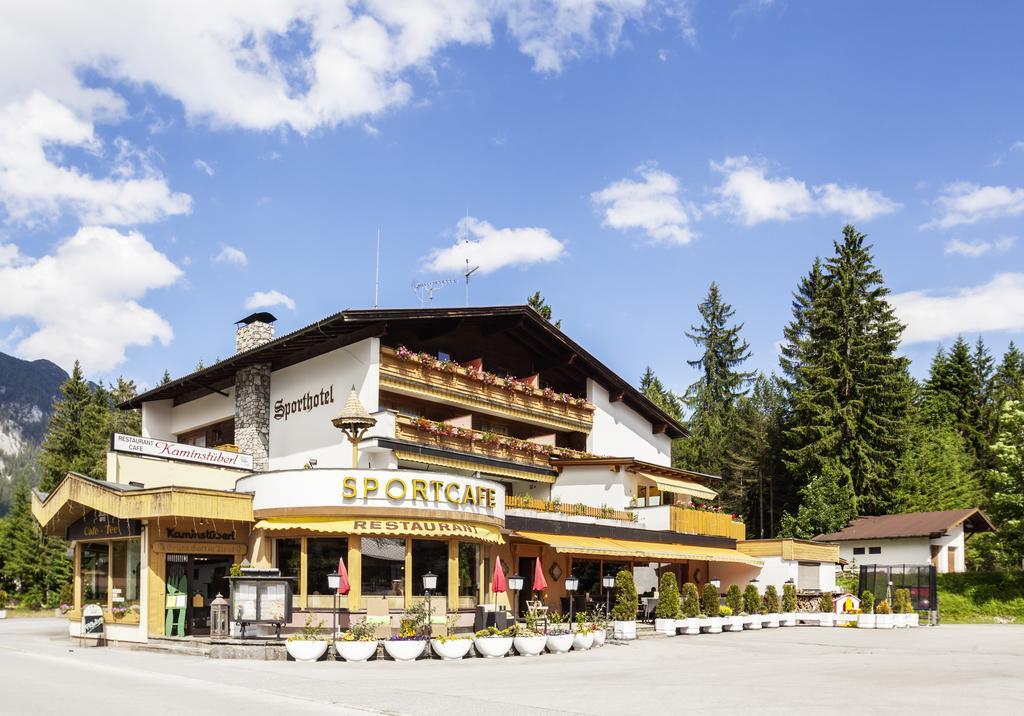 Raffl'S Hotel Лойташ Экстерьер фото